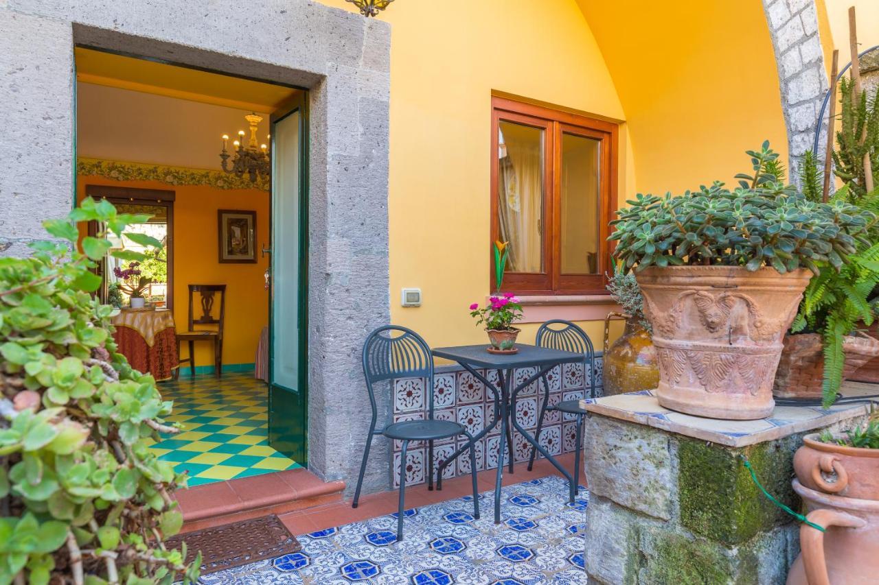 Orchid Corner Guesthouse Meta Dış mekan fotoğraf